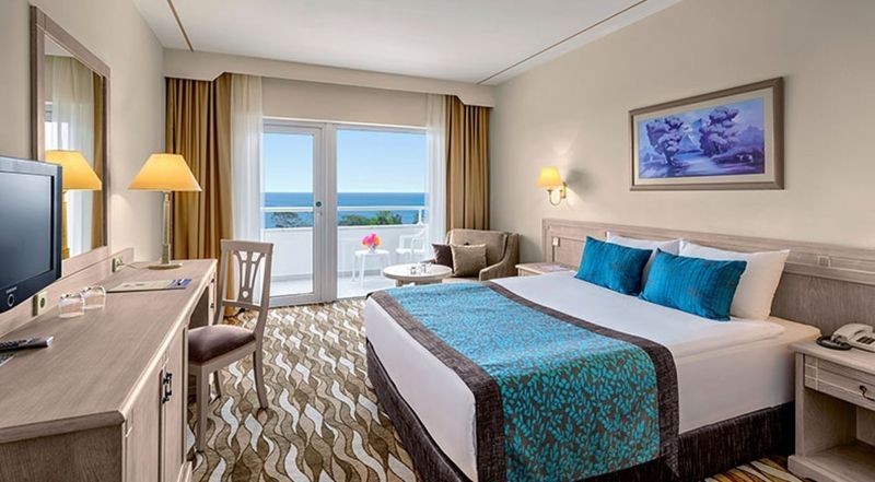 standard side sea view