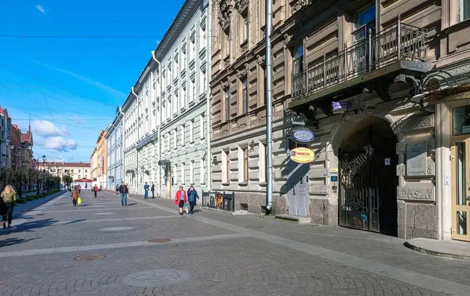 У ГОГОЛЯ АПАРТАМЕНТЫ