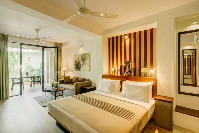 TARU VILLAS LAKE LODGE