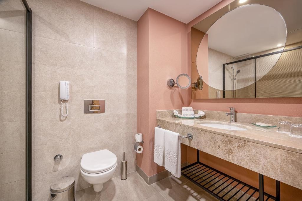 GRAVEL HOTELS SELECT (EX. SEVEN SEAS GRAVEL SELECT)