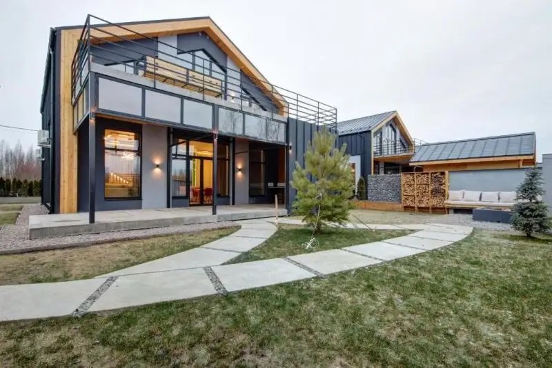 VILLINGSTON RESIDENCE
