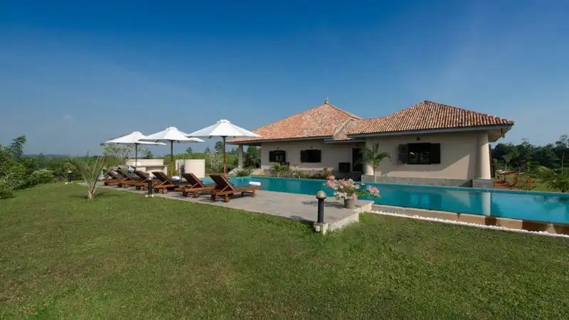 VILLA MAYURANA