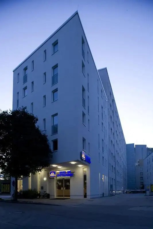 BEST WESTERN HOTEL AM SPITTELMARKT