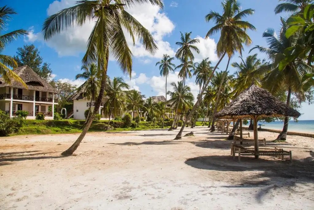 ANTONIO BEACH TREE HOUSE HOTEL & SPA (EX. MAARS RESORT)