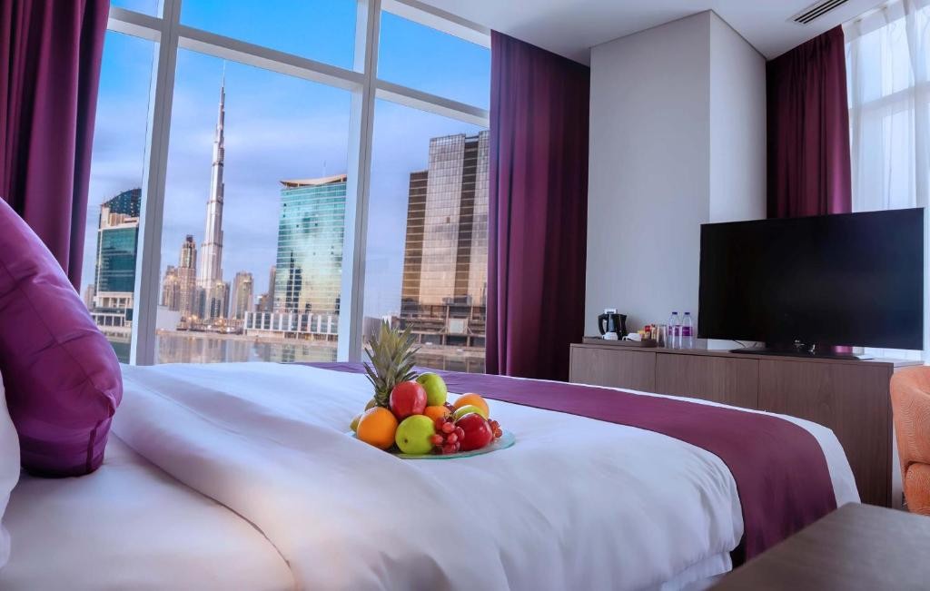PARK REGIS BUSINESS BAY