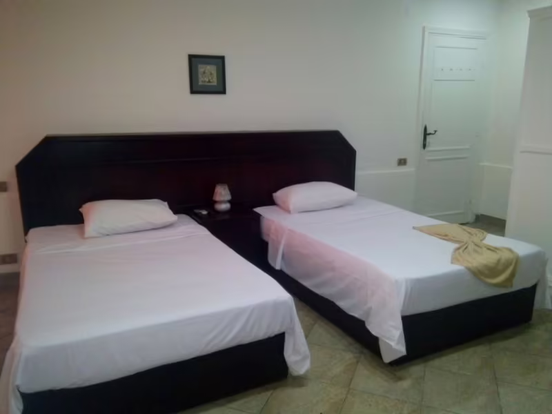 ARABESQUE HOTEL