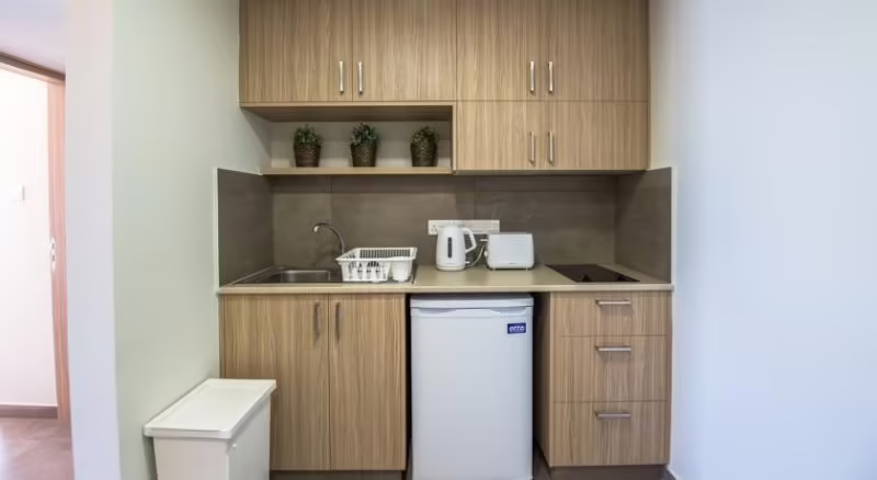 ZODIAC HOTEL APTS (EX. AUGUSTA HOTEL APT)