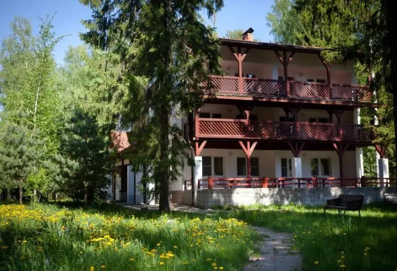 COUNTRY RESORT HOTEL (КАНТРИ РЕЗОРТ ОТЕЛЬ)