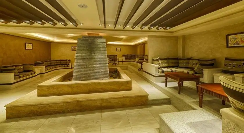 SEVEN WONDERS HOTEL