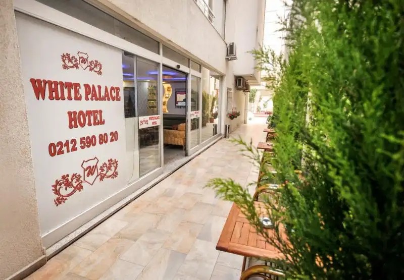 WHITE PALACE HOTEL