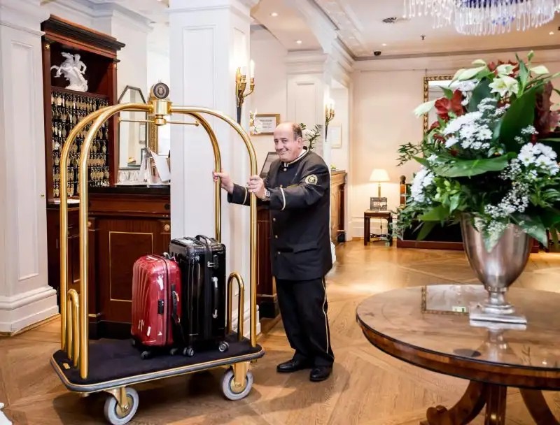 HESSISCHER HOF HOTEL