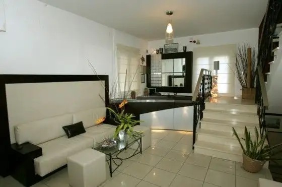 CAPTAINS HOUSE HOTEL