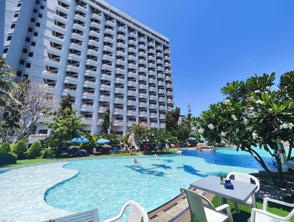 GRAND JOMTIEN PALACE