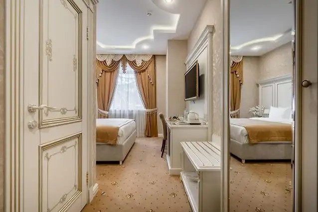 ASTORIA BOUTIQUE HOTEL