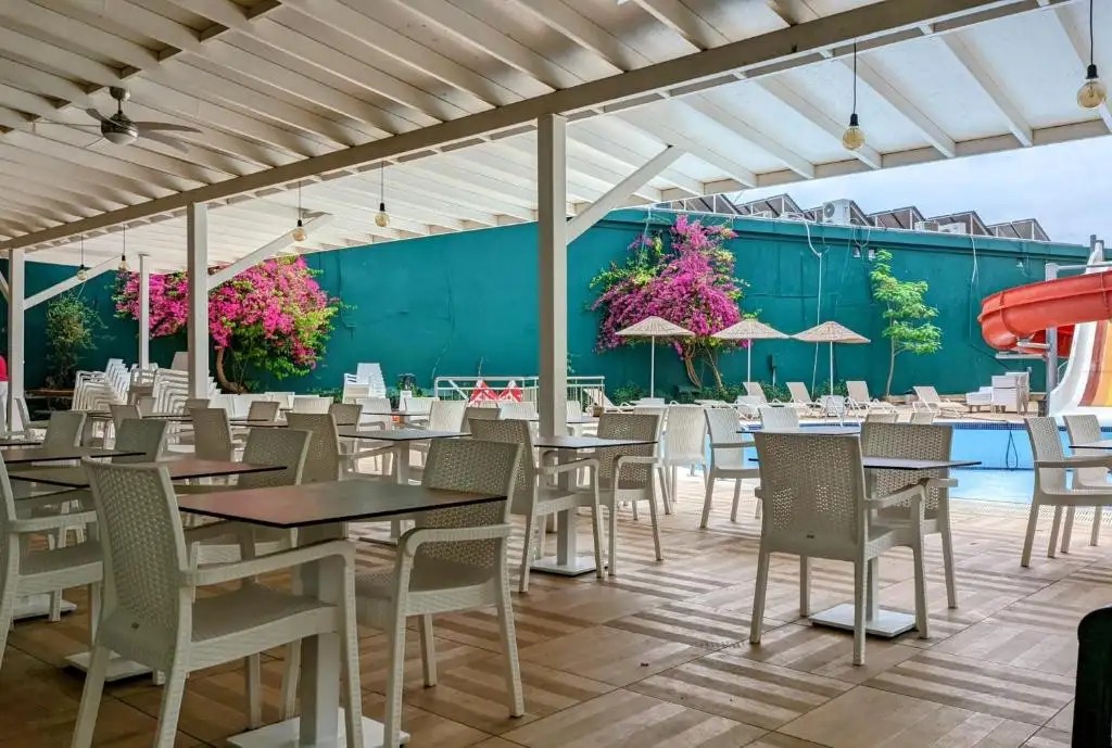 UK HOTEL KIRIS (EX. KIRIS ROSE, SAILORS PARK)