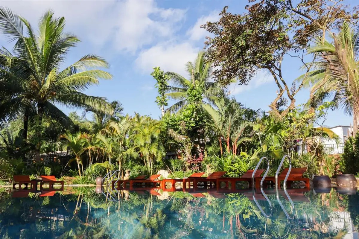LA PALOMA RESORT