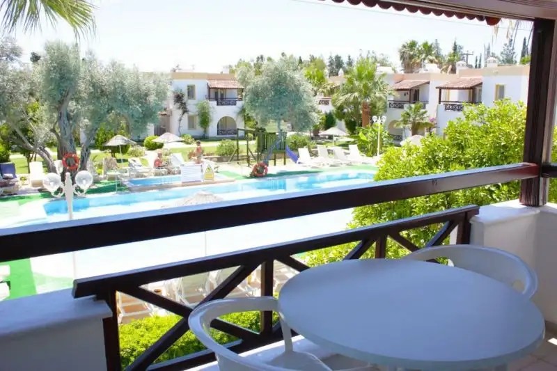 TOLOMAN HOTEL & APARTMENTS