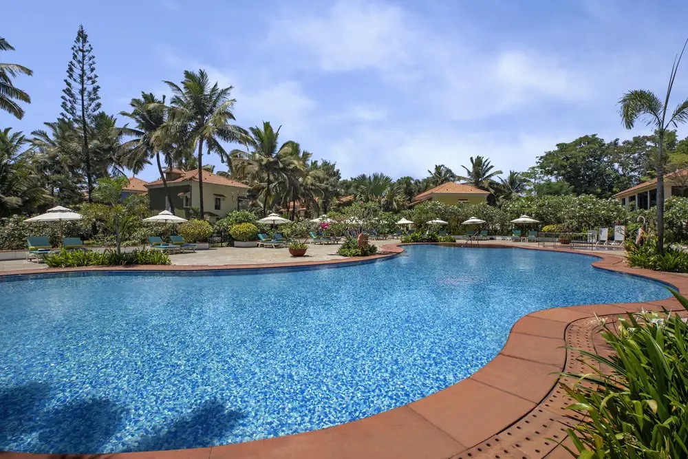 RADISSON BLU RESORT CAVELOSSIM BEACH