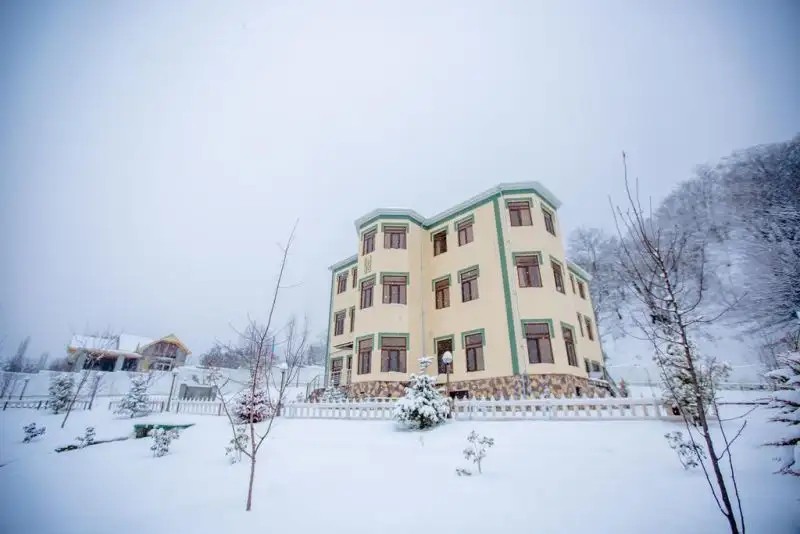 WHITE BOUTIQUE HOTEL