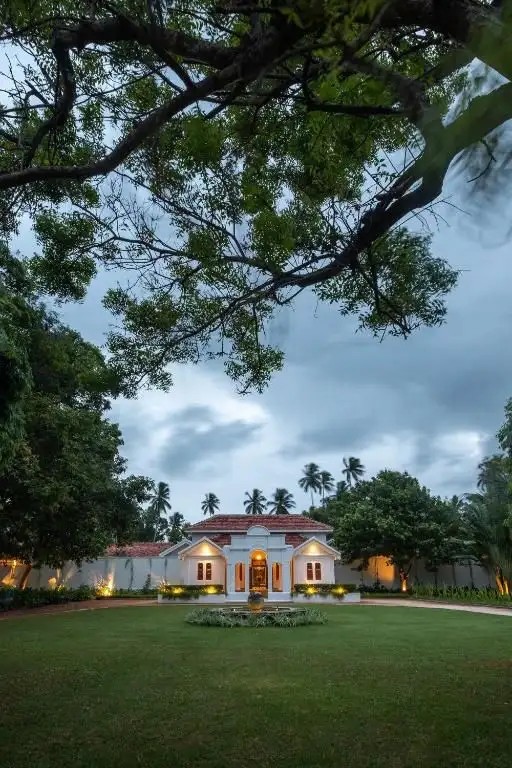 TARU VILLAS RIVA