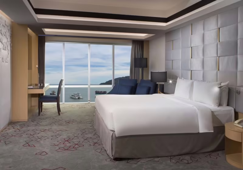 LE MERIDIEN KOTA KINABALU
