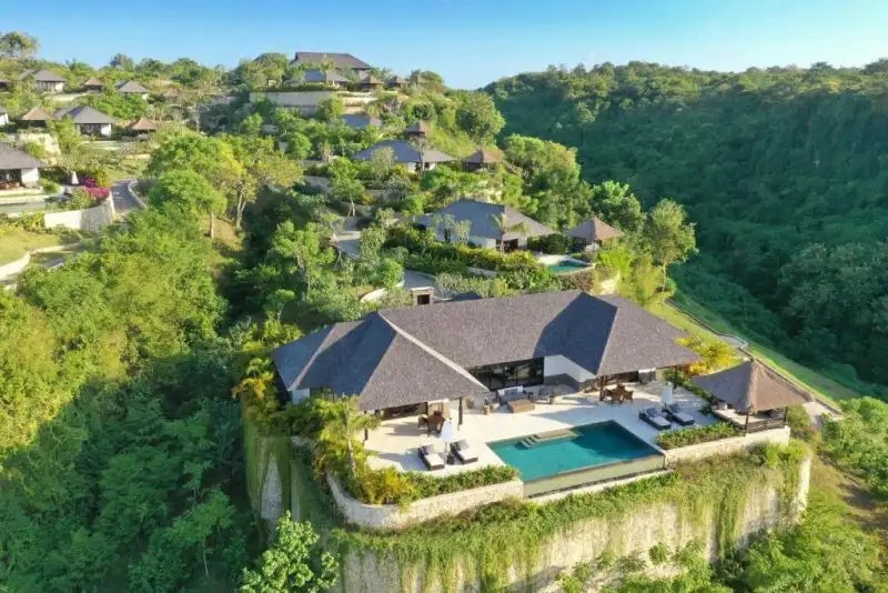 RAFFLES BALI