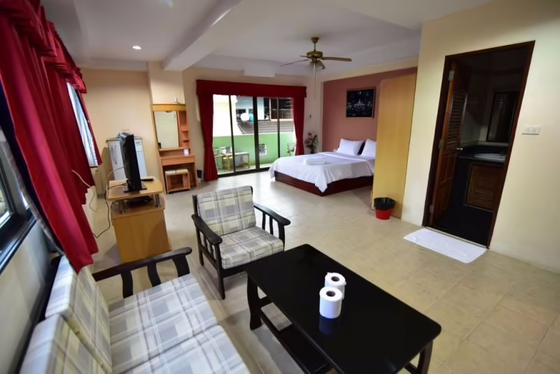 OYO 75381 BILLABONG HOTEL