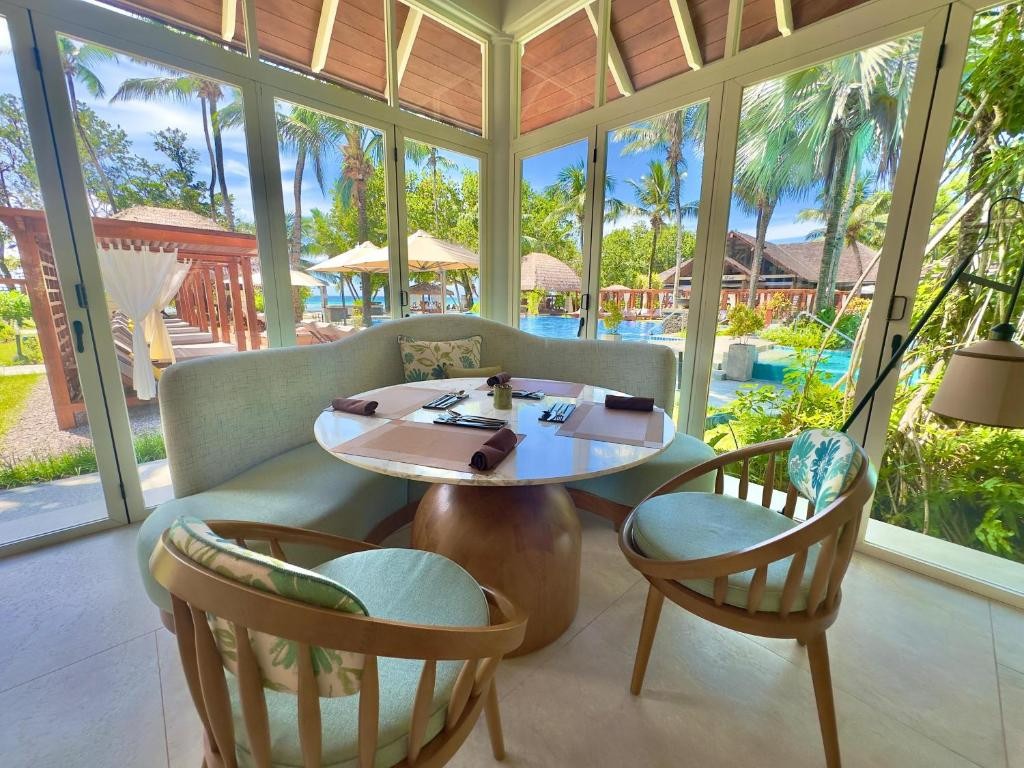 NIVA LABRIZ SEYCHELLES (EX. LABRIZ SILHOUETTE SEYCHELLES)