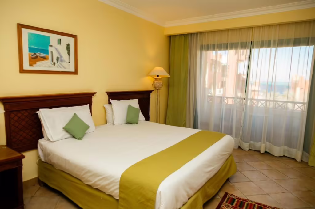 SUN & SEA HOTEL