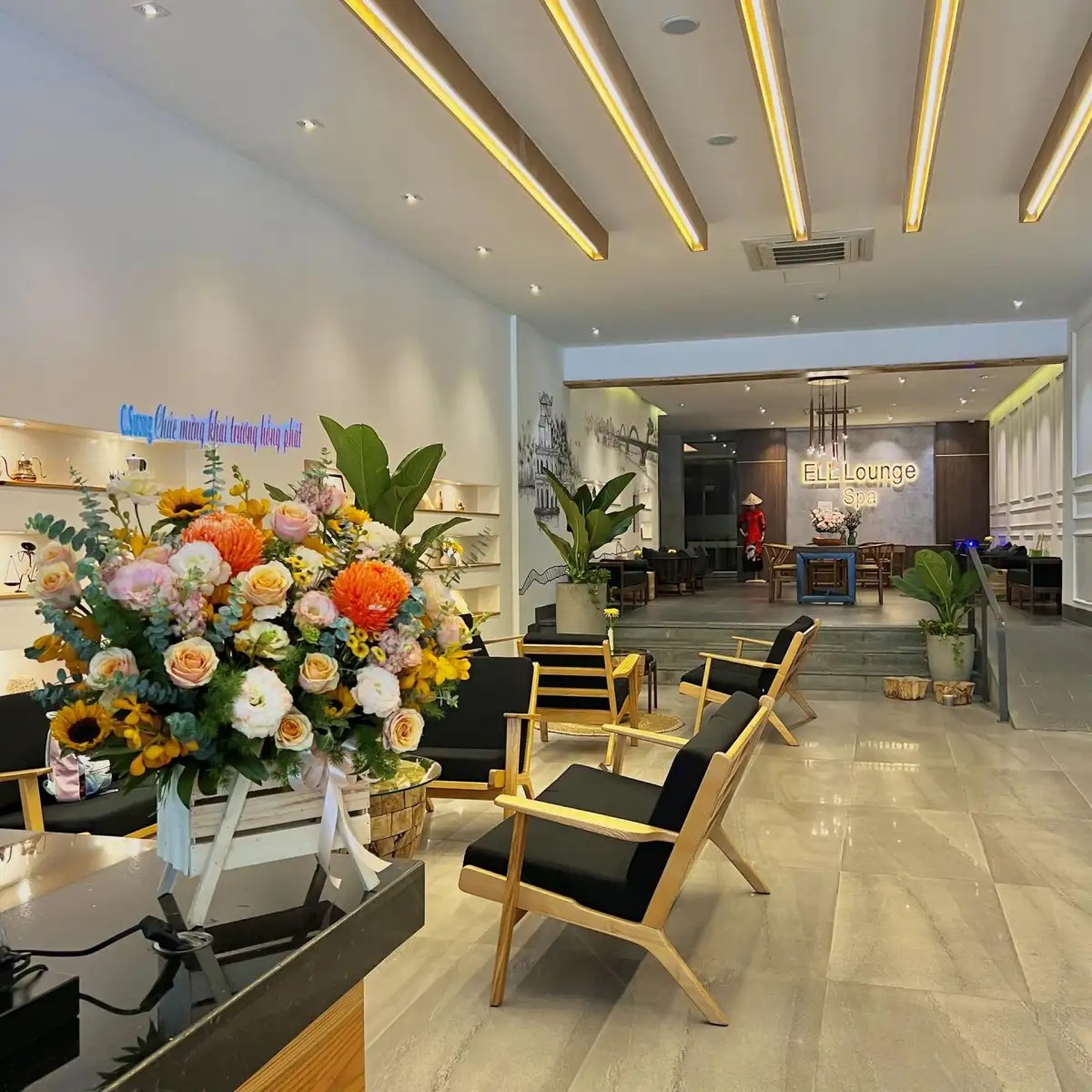 ELL LOUNGE SPA & HOTEL