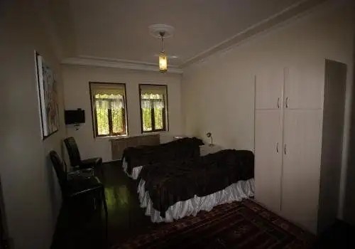 UCHISAR STONE HOUSE