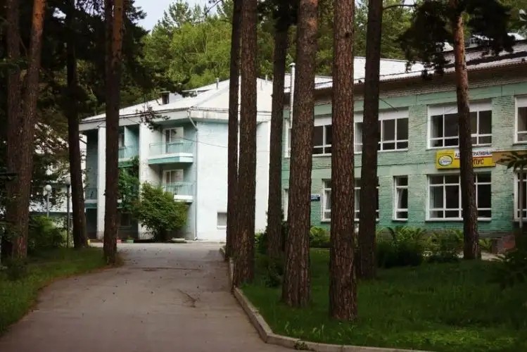 ЛАЗУРНЫЙ БЕРДСК