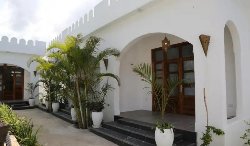 THE GOLDEN BLUE LUXURY HOTEL