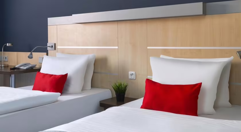 HOLIDAY INN EXPRESS BERLIN CITY CENTRE