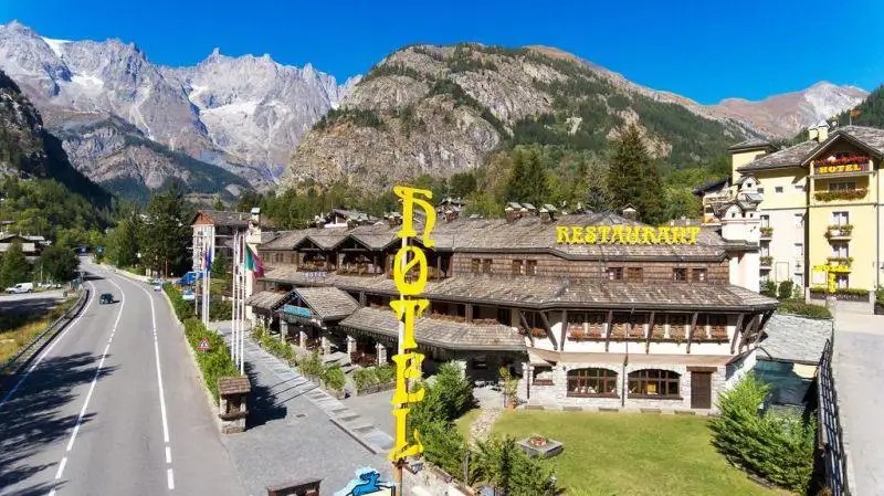 IH HOTELS MONT BLANC COURMAYEUR (EX. CLUB MONT BLANC COURMAYEUR)