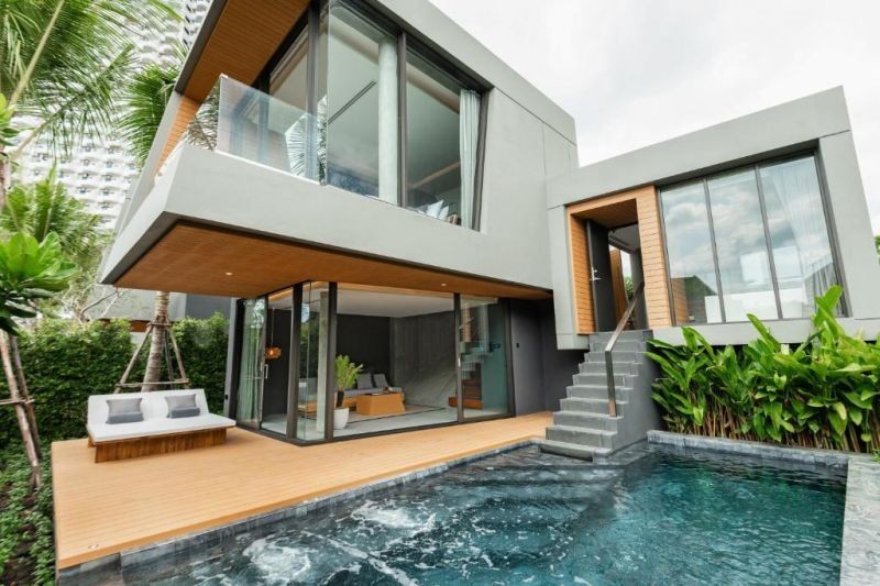 duplex grand pool villa