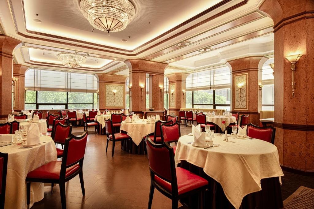 JIN JIANG PARK HOTEL (EX.PARK HOTEL SHANGHAI)
