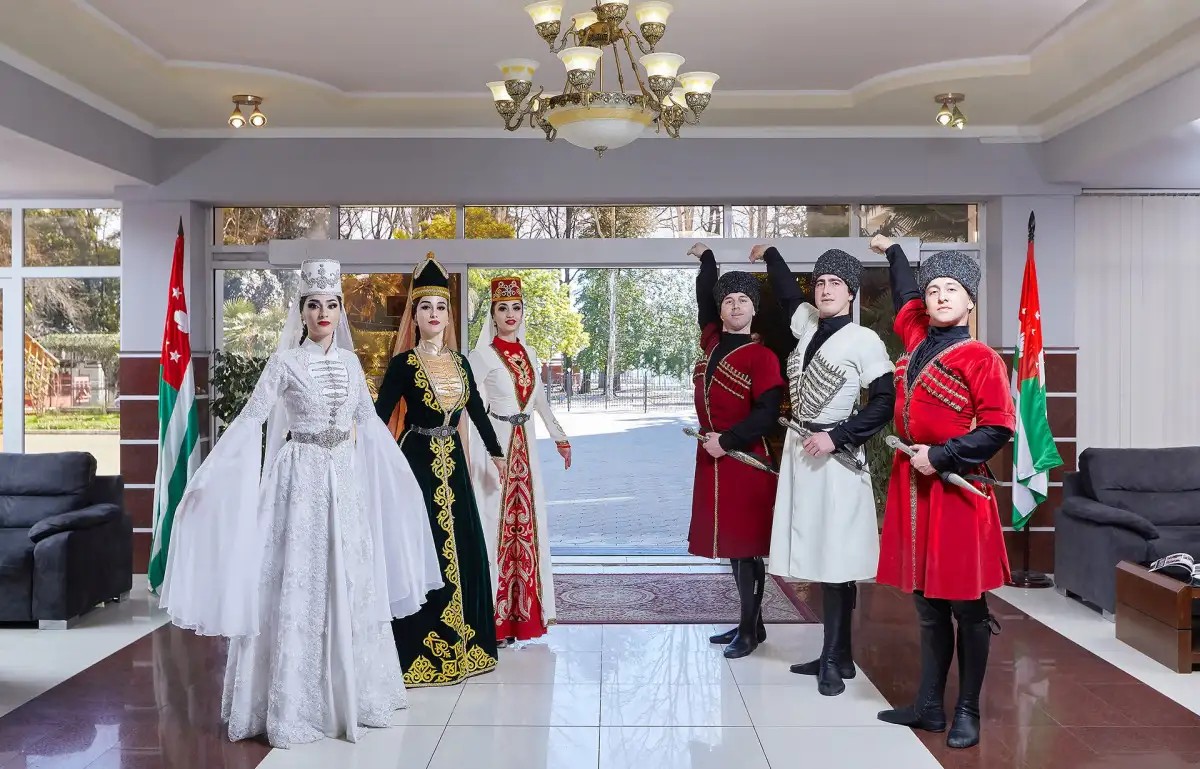 ИНТЕР-СУХУМ