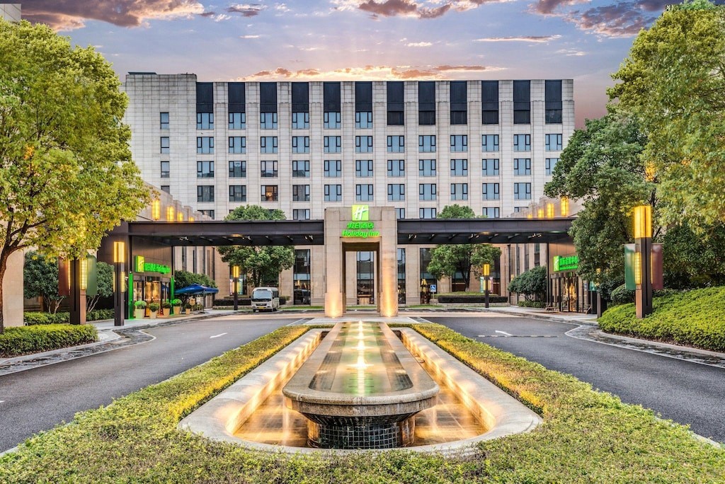 HOLIDAY INN SHANGHAI HONGQIAO