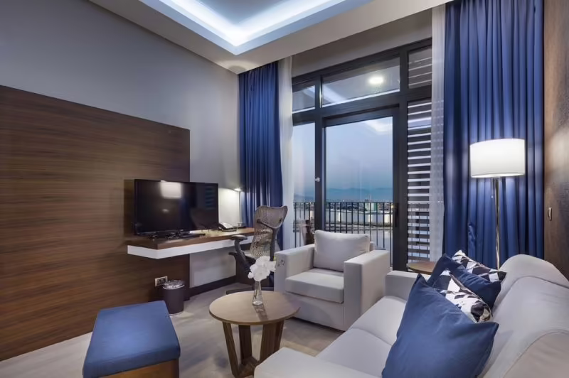 HILTON GARDEN INN IZMIR BAYRAKLI