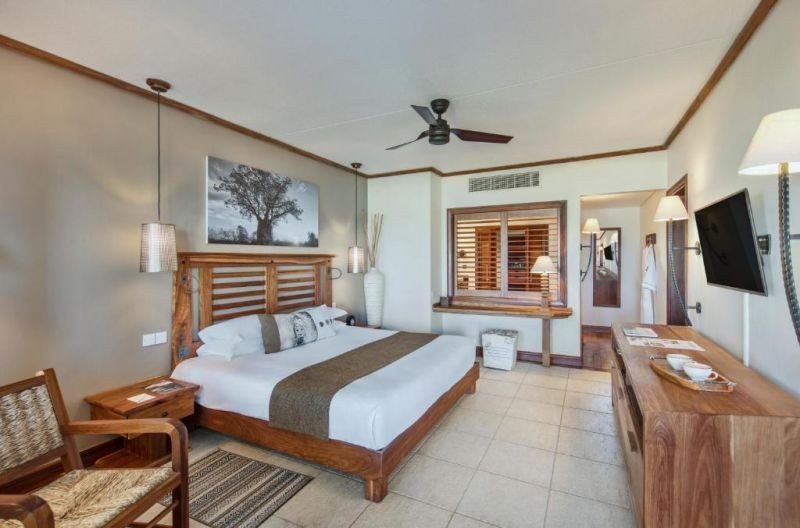 senior suite beachfront ground floor