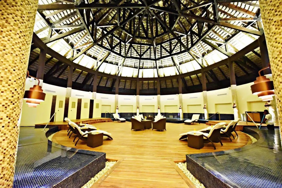 ROYALTON CHIC PUNTA CANA