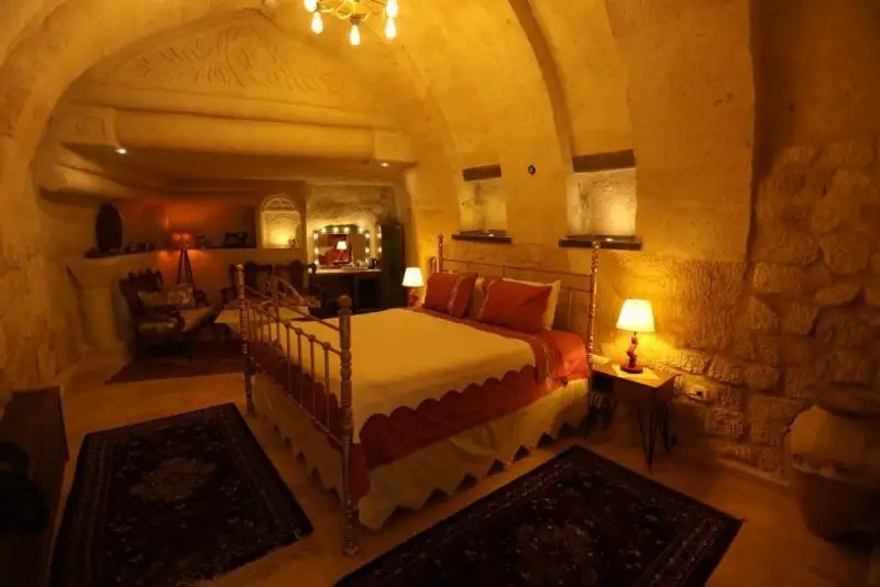 HANCI CAVE HOTEL