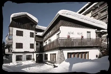 VILLA CARY