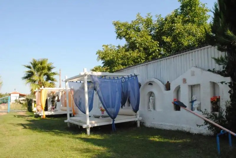 FERNANDOS APARTMENTS