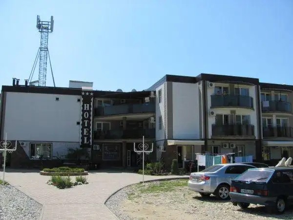 ТРИ ЗВЕЗДЫ