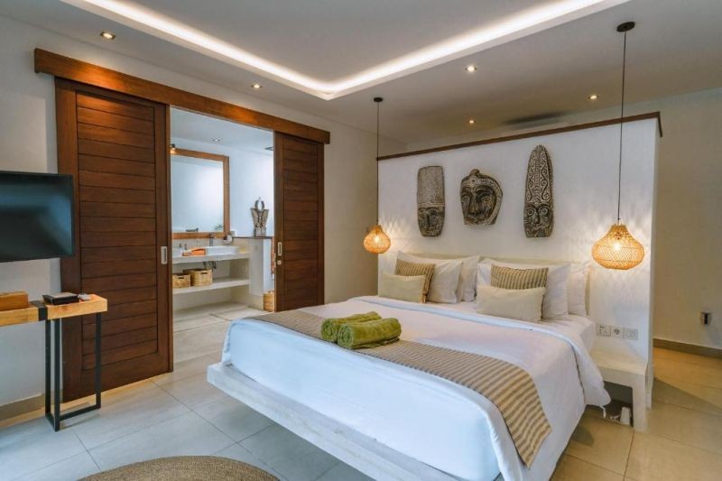 3 bedroom luxury pool villa jungle view