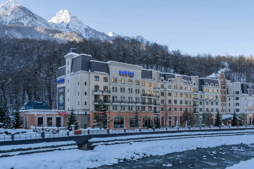PARK INN BY RADISSON ROSA KHUTOR (ПАРК ИНН РЭДИССОН РОЗА ХУТОР)