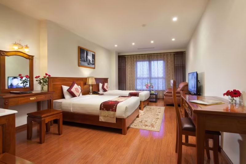 SILK QUEEN HOTEL