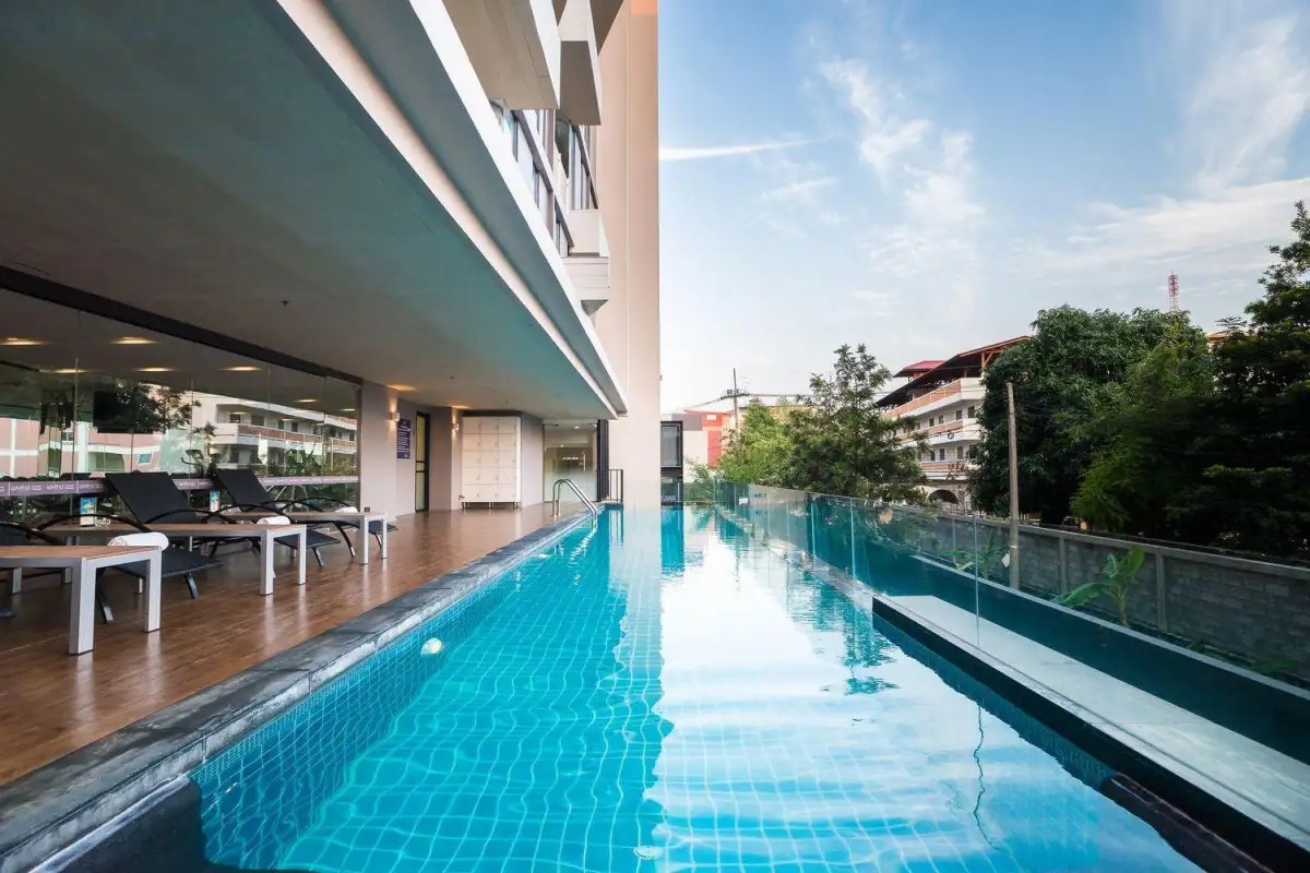 ASTER HOTEL & RESIDENCE (EX. AT MIND PREMIER SUITES CENTRAL PATTAYA)